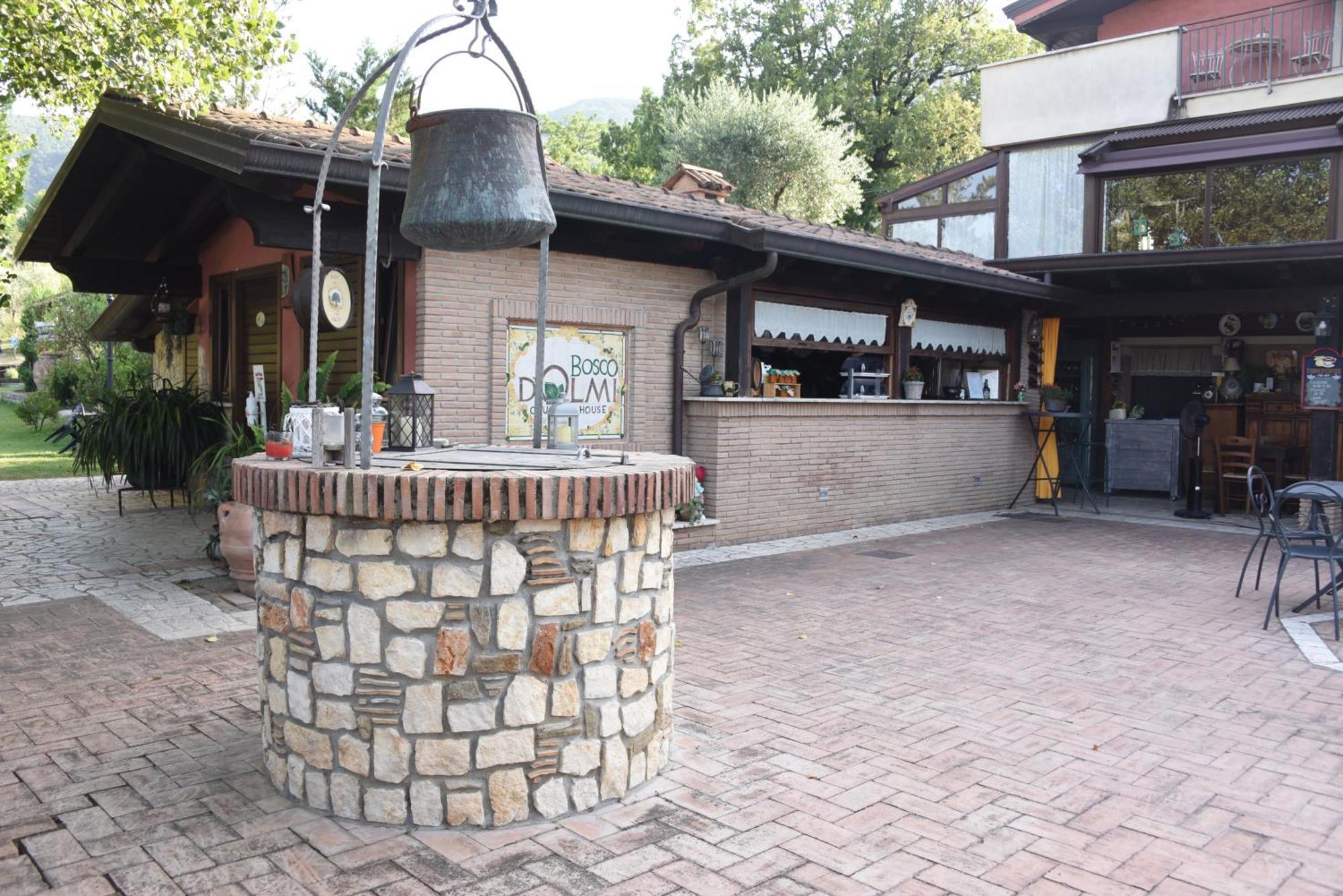 Bosco D'Olmi Country House Sant'Andrea del Garigliano 外观 照片