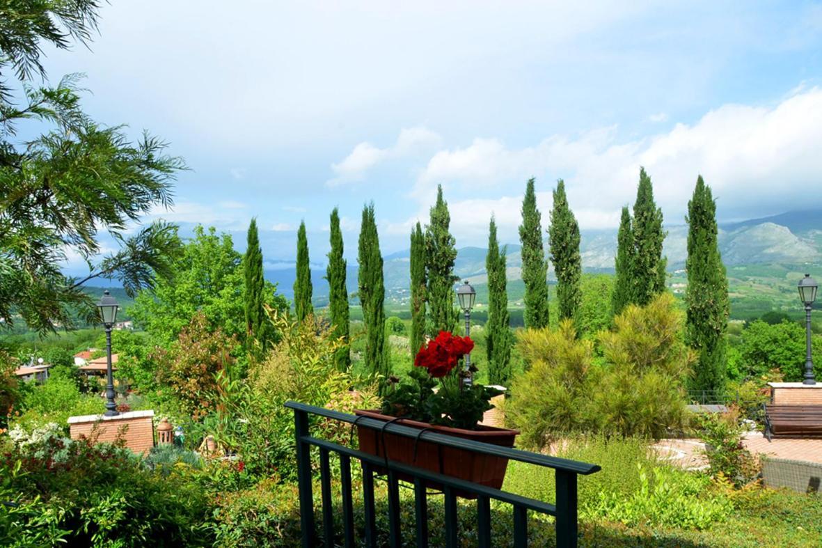 Bosco D'Olmi Country House Sant'Andrea del Garigliano 外观 照片