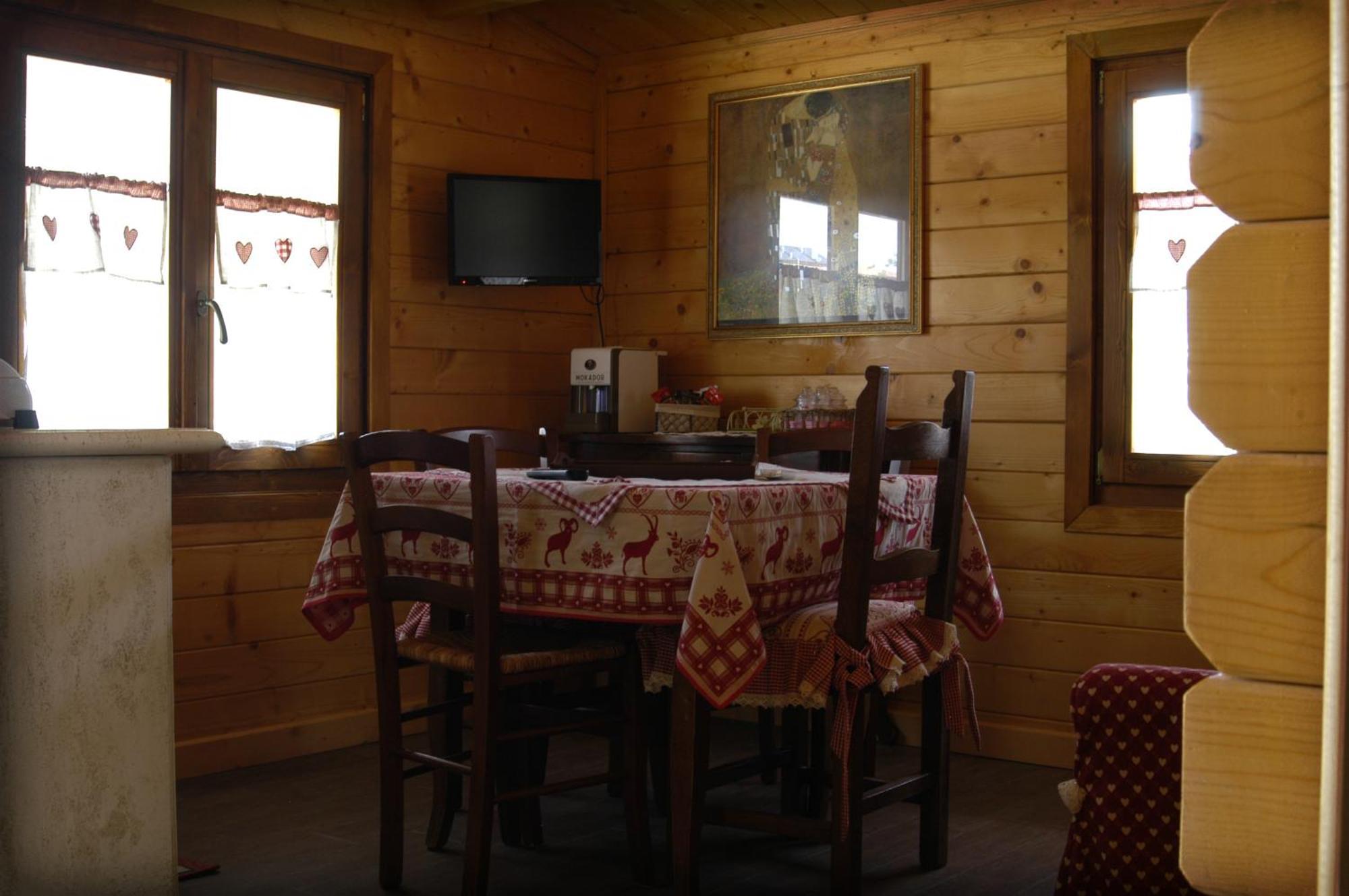 Bosco D'Olmi Country House Sant'Andrea del Garigliano 外观 照片